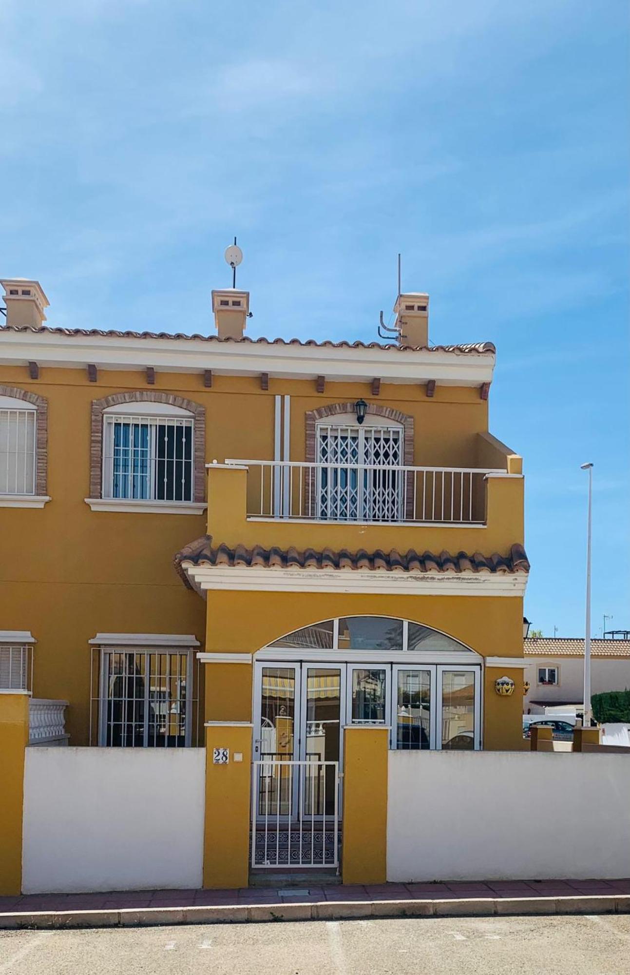 La Zenia Townhouse Villa Alicante Exterior photo